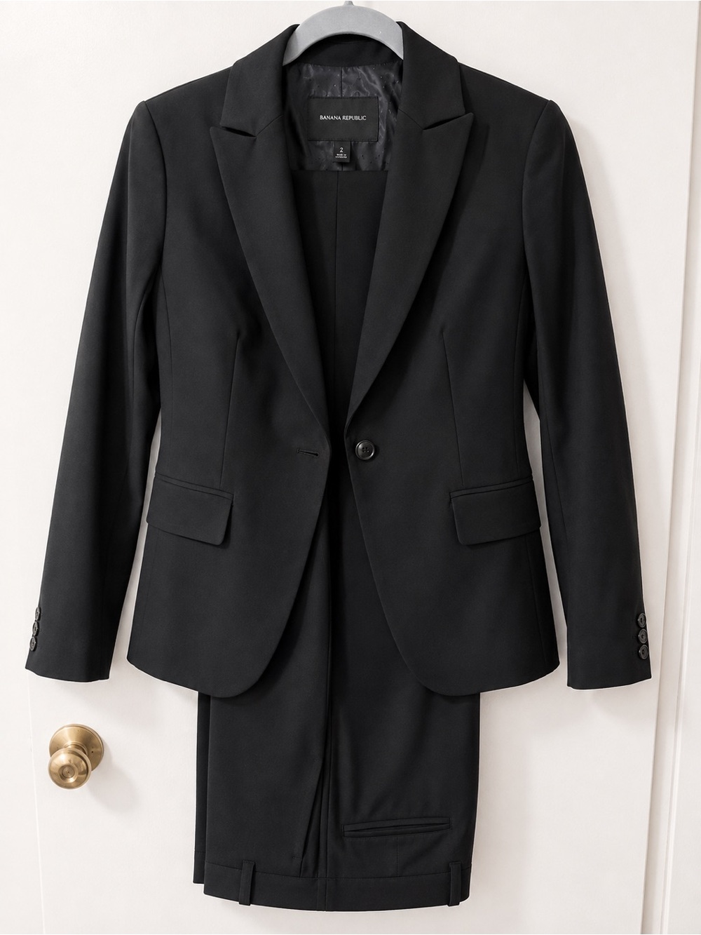 Banana Republic Women’s Black Two-Piece Suit Jacket Size 0 & Trouser Pants Sz 00